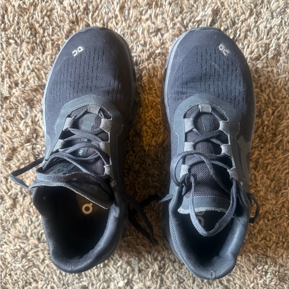 On Running Shoe